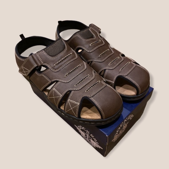 MENS DOCKERS NEW IN BOX 12 W Seahorse Sandals - Picture 1 of 4